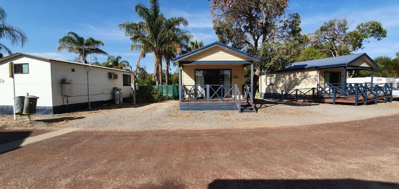 Pinjarra Caravan Park And Cabins Exterior photo